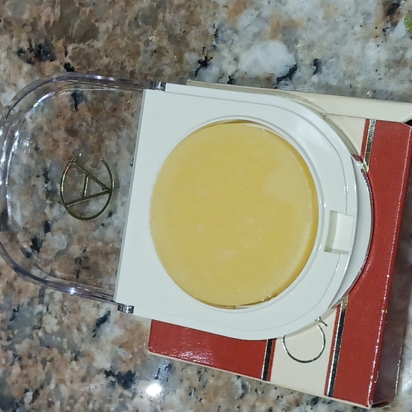 Vintage AVON Candid  Solid Perfume Compact. New Old Stock - Picture 3 of 6
